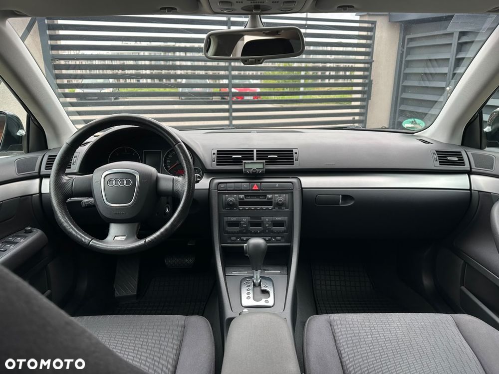 Audi A4 Avant - 14