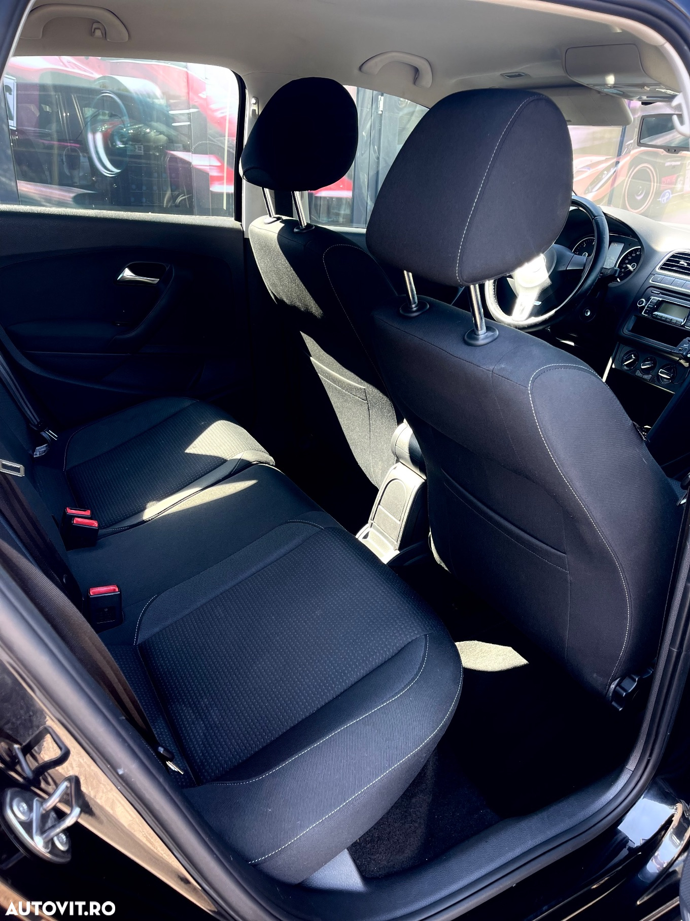 Volkswagen Polo 1.6 TDI Blue Motion Style - 11