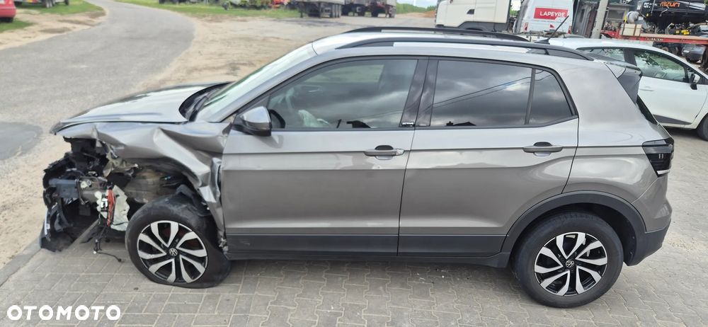 Volkswagen T-Cross 1.0 TSI - 8