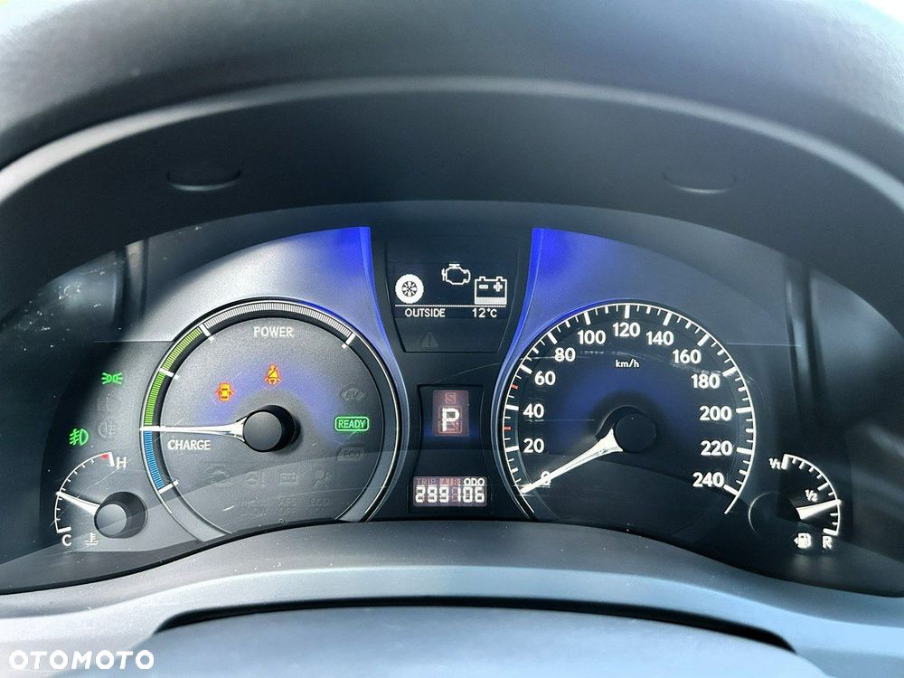Lexus RX - 18