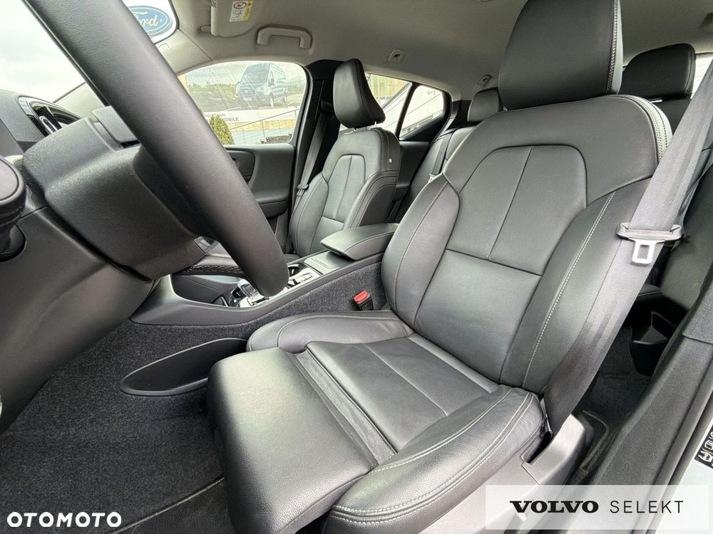 Volvo XC 40 - 11