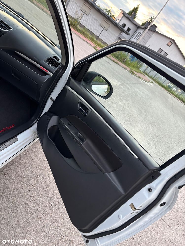 Suzuki Swift - 13