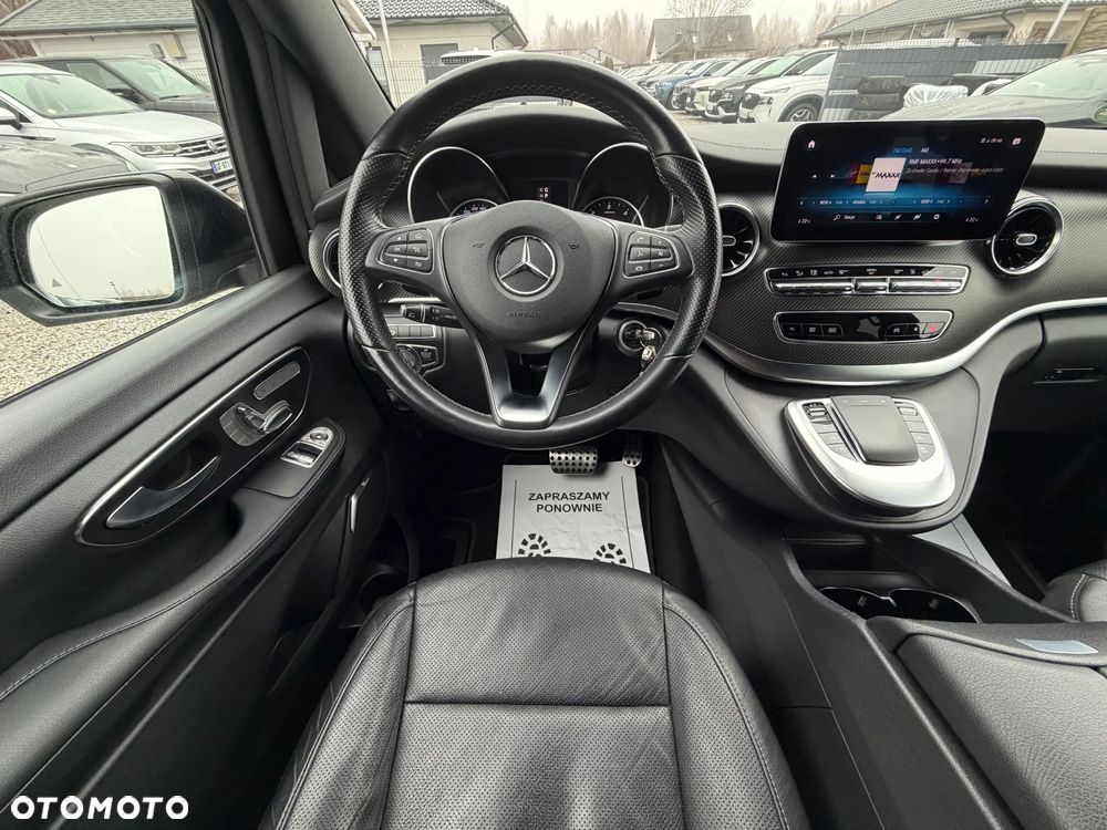 Mercedes-Benz Klasa V 300 d Extralang 4Matic 9G-TRONIC Avantgarde Edition - 39