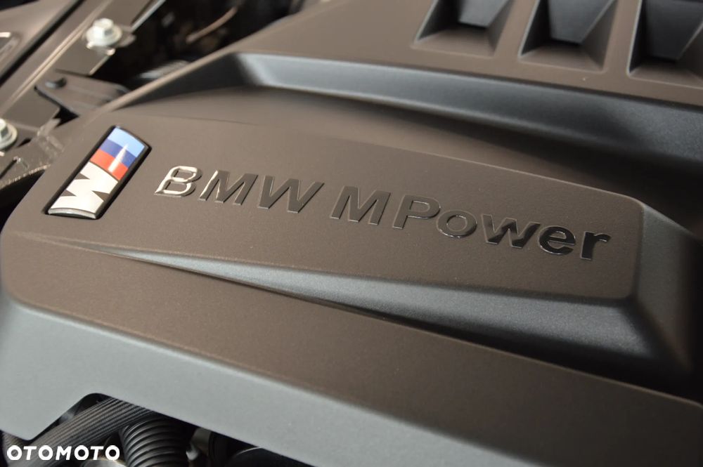BMW M4 Competition M xDrive - 19