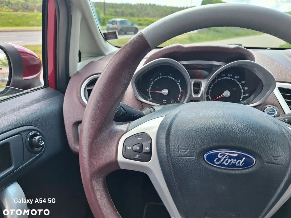Ford Fiesta 1.25 Titanium - 33
