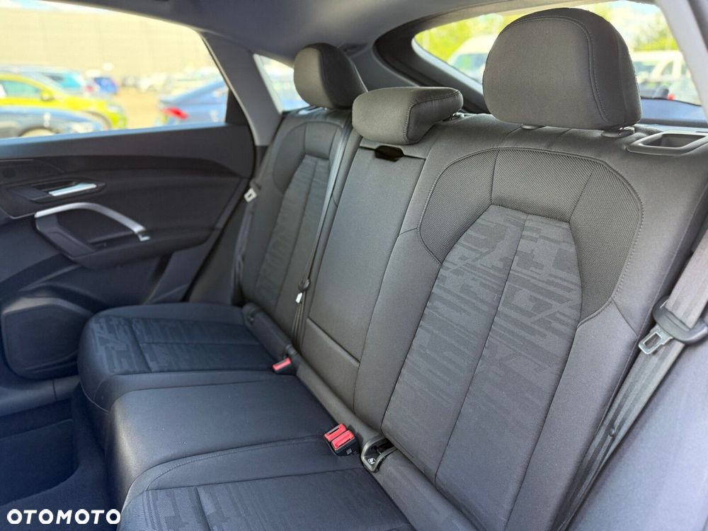 Audi Q5 Sportback - 14