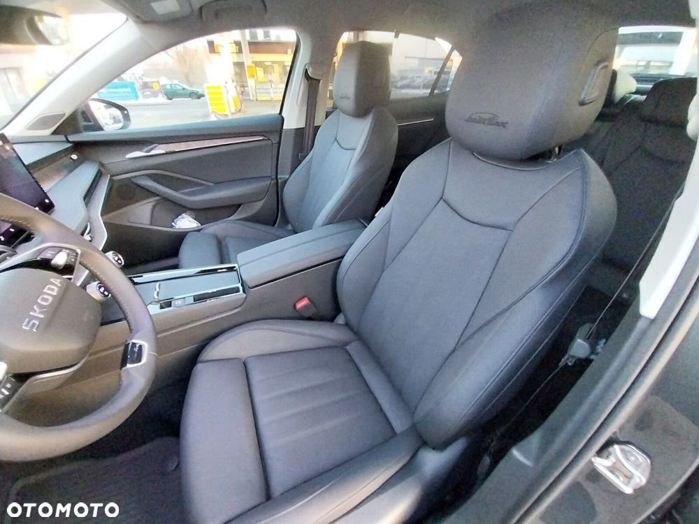 Skoda Superb 2.0 TSI 4x4 L&K DSG - 19