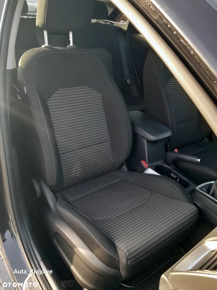 Kia Ceed 1.5 T-GDI M - 26