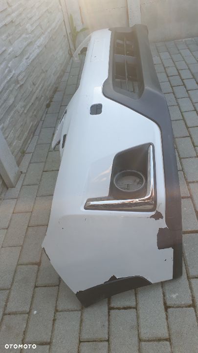 Zderzak Subaru xv lift 2015 - - 4