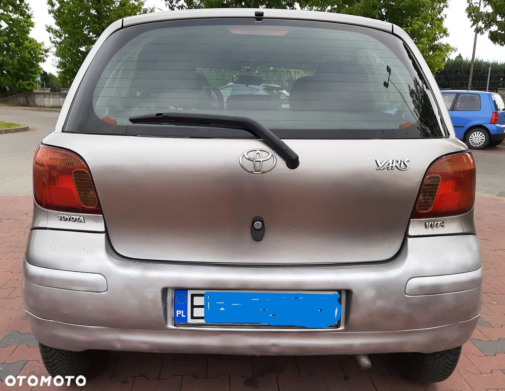 Toyota Yaris - 8