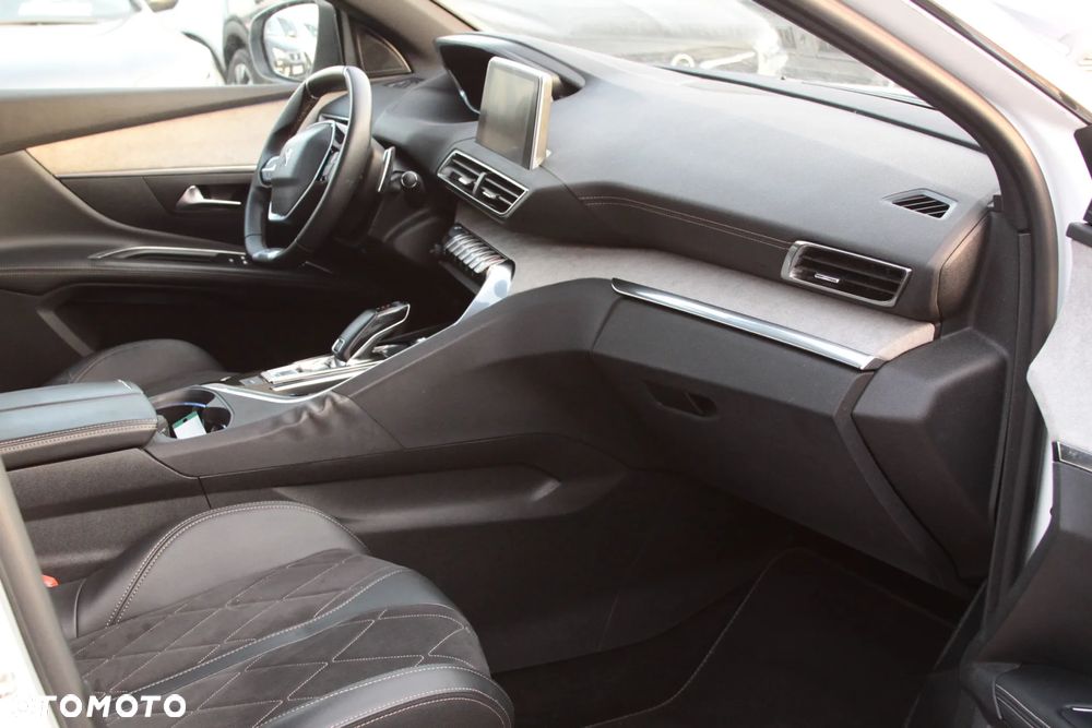 Peugeot 5008 2.0 BlueHDI GT S&S EAT8 - 16