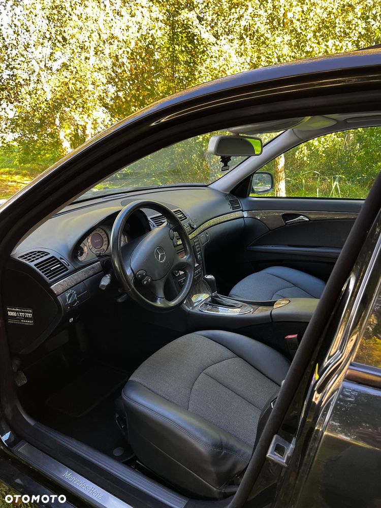 Mercedes-Benz Klasa E 220 CDI Automatik Avantgarde DPF BusinessEDITION - 17