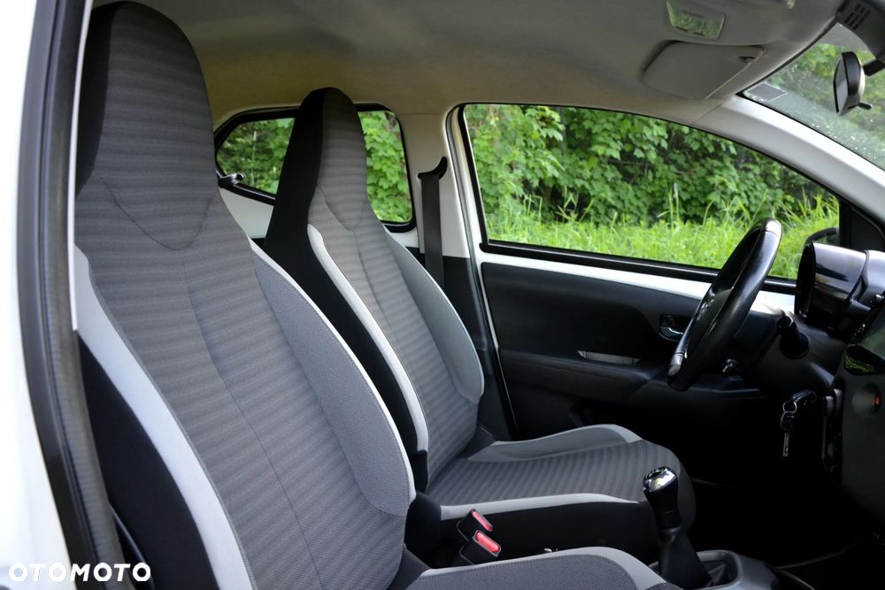 Toyota Aygo x-clusive Style Selection - 7