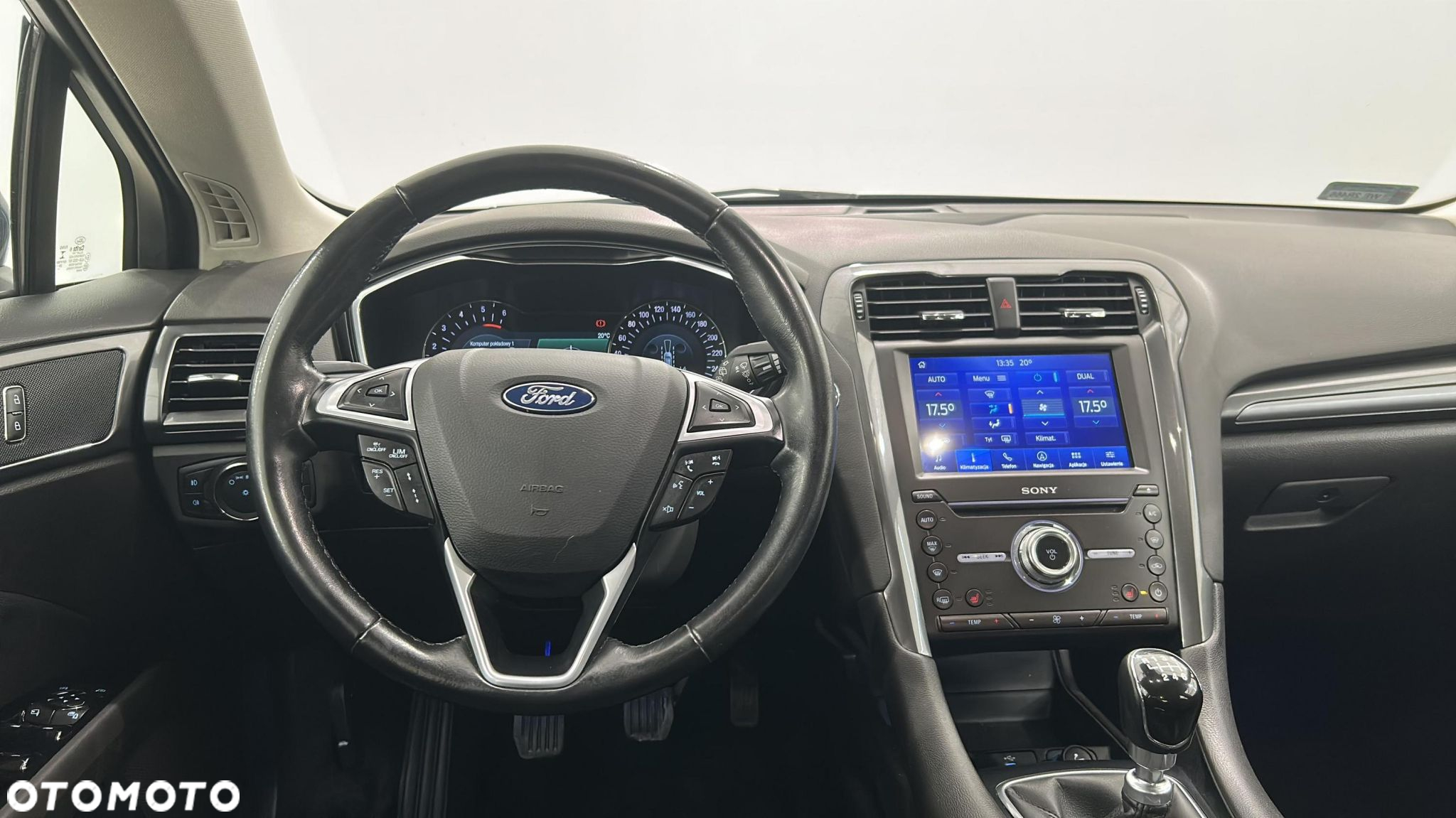Ford Mondeo - 10