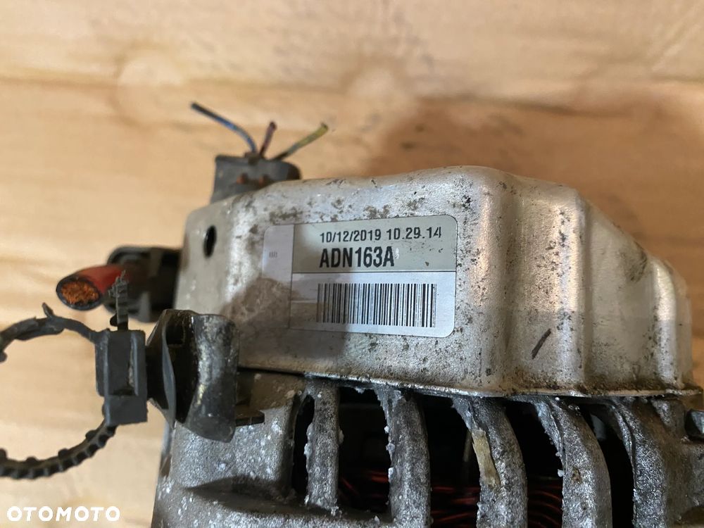 Alternator Toyota Yaris 1.3b OE - 4