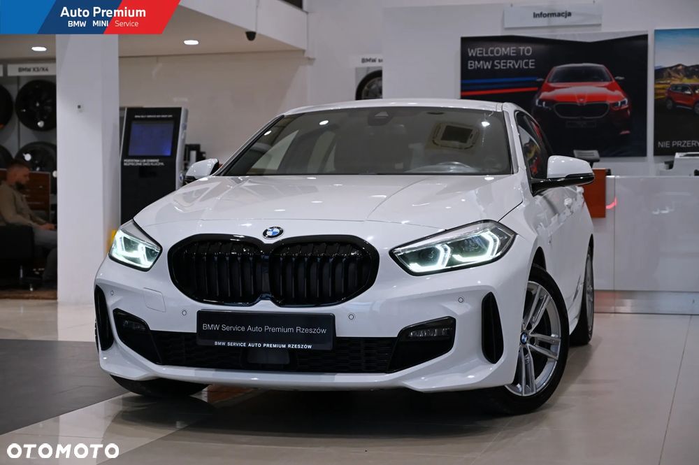 BMW Seria 1 118i - 4