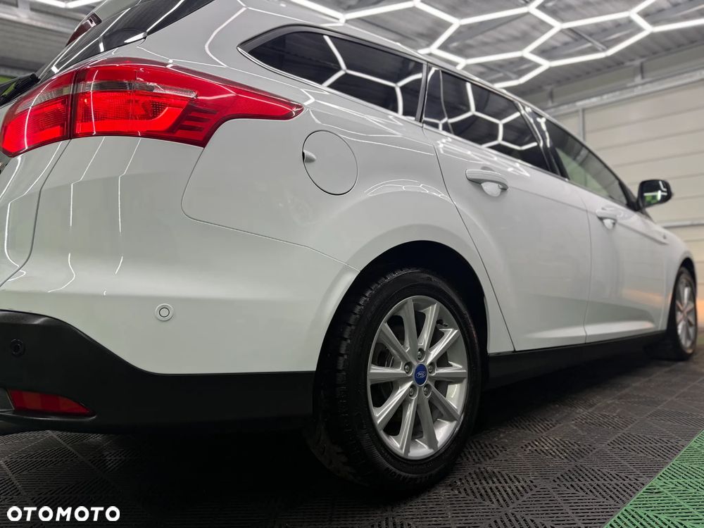 Ford Focus - 21