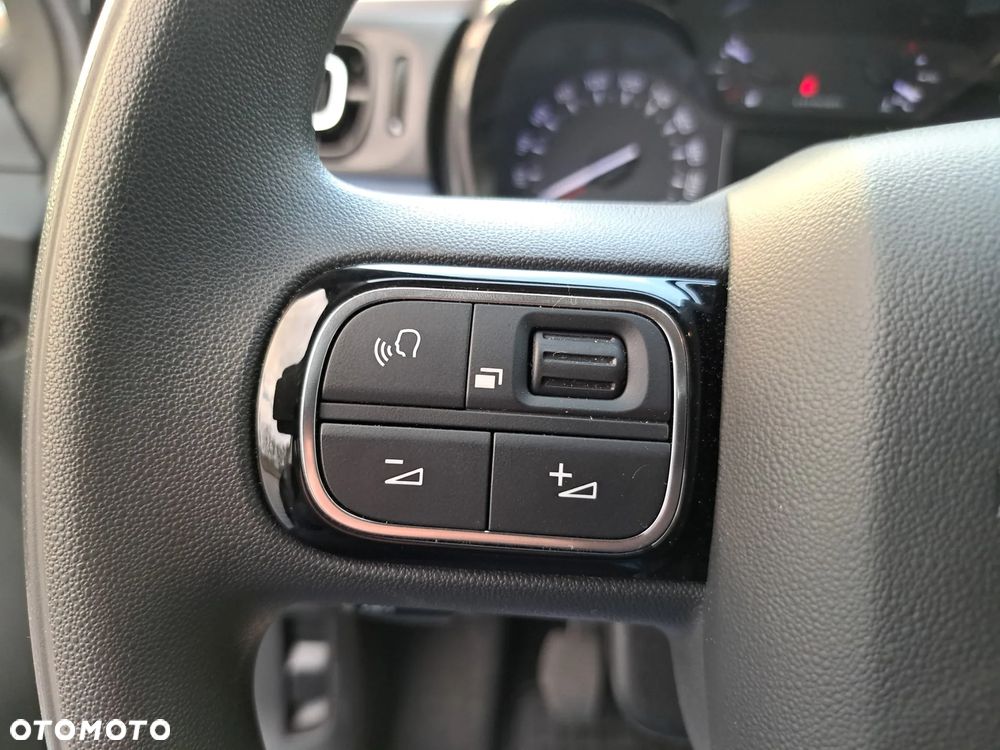 Citroën C3 1.2 PureTech Shine - 17