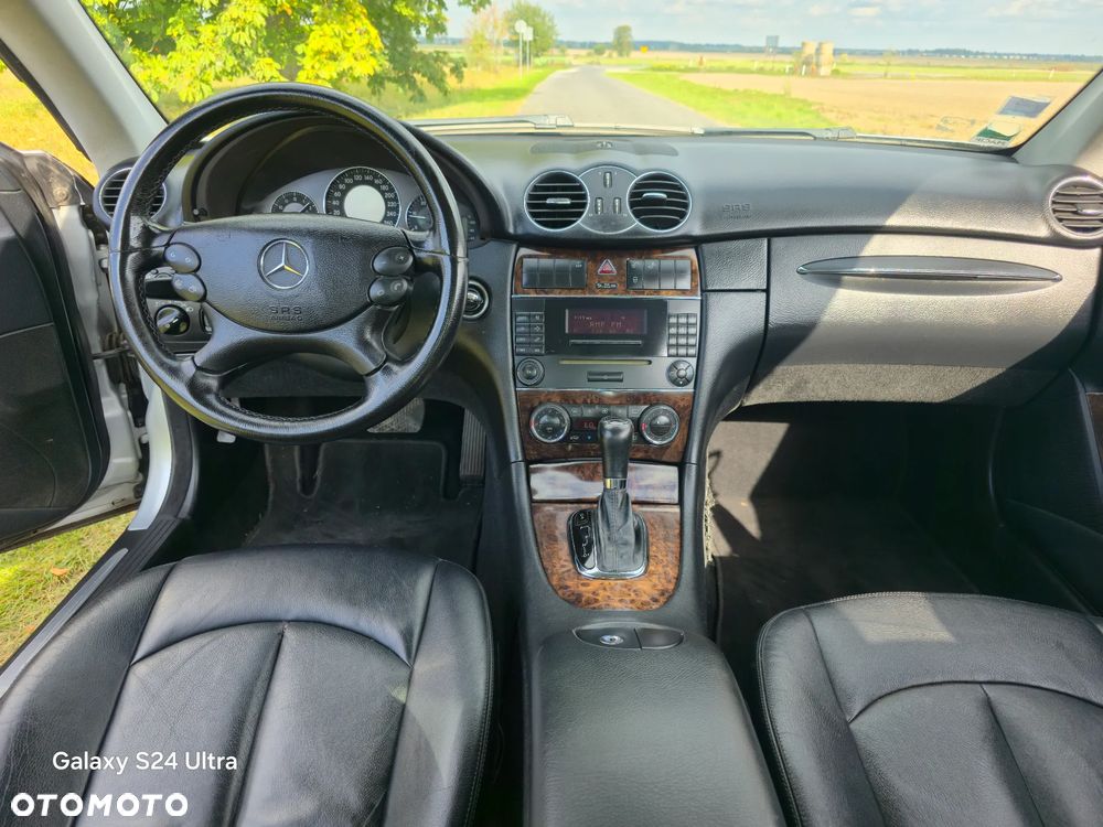 Mercedes-Benz CLK Coupe 220 CDI Automatik Elegance - 22