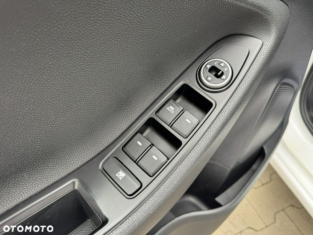 Hyundai i20 blue 1.2 YES!+ - 17