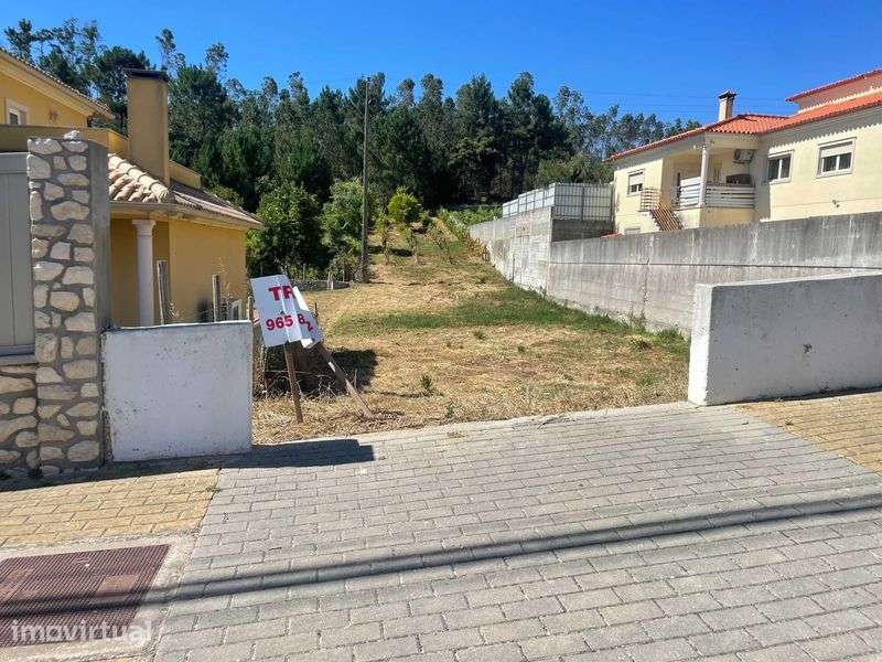 Terreno com excelente localização em Pelariga - Grande imagem: 3/3