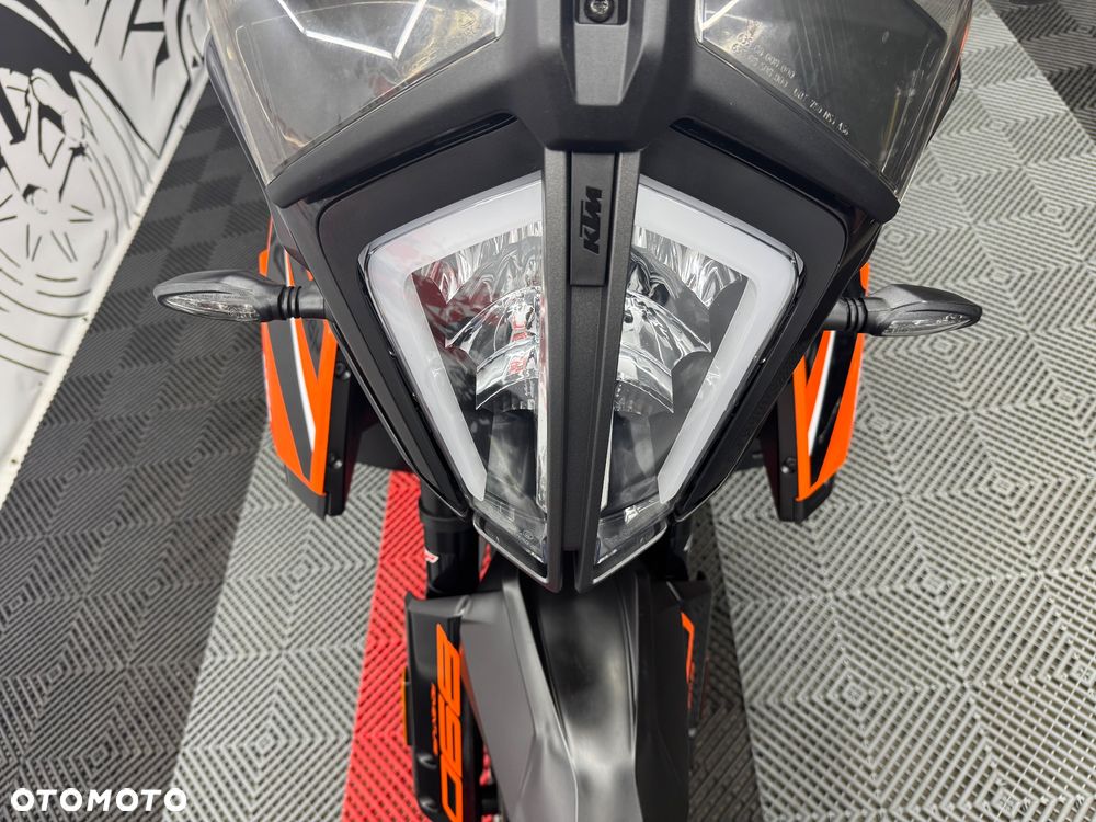 KTM Adventure - 25