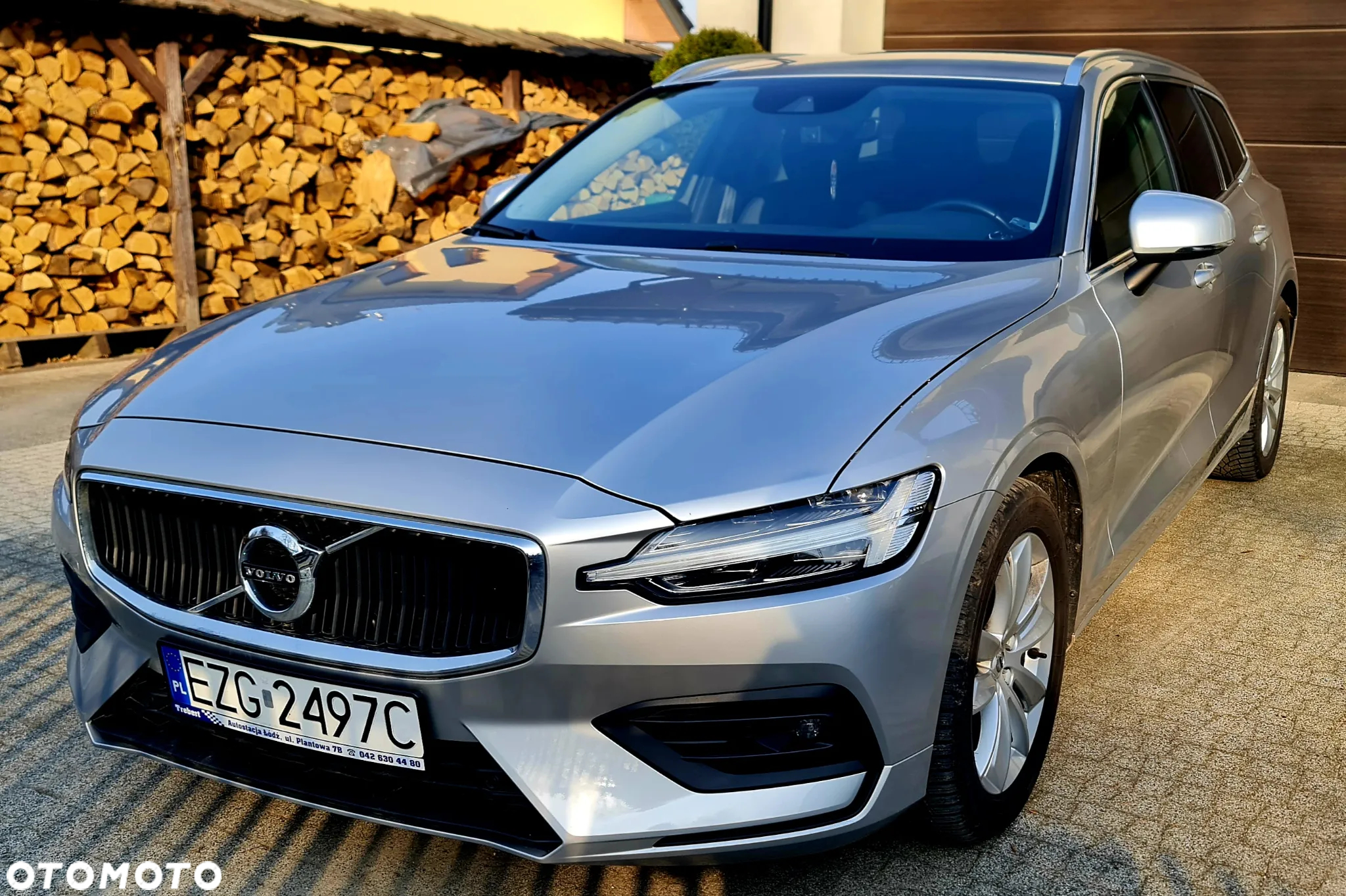 Volvo V60 D3 Momentum - 4