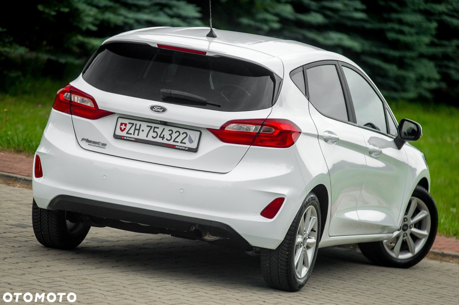 Ford Fiesta 1.0 EcoBoost S&S TITANIUM - 14