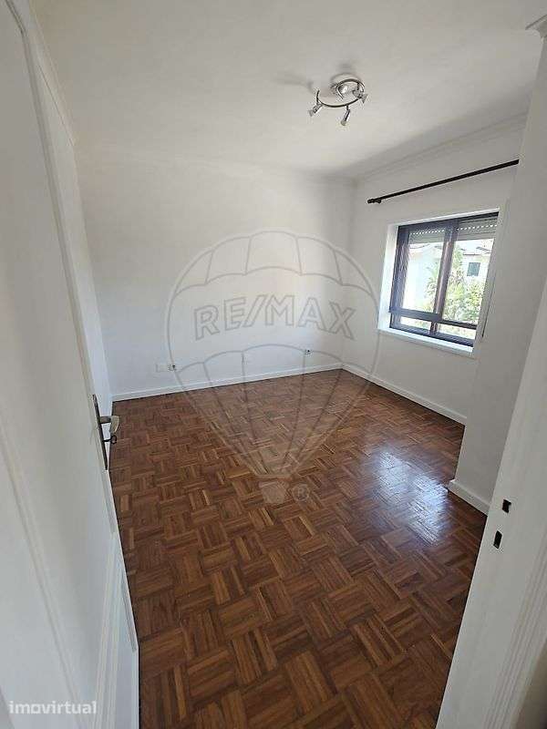 Apartamento T1 para arrendamento - Grande imagem: 3/17