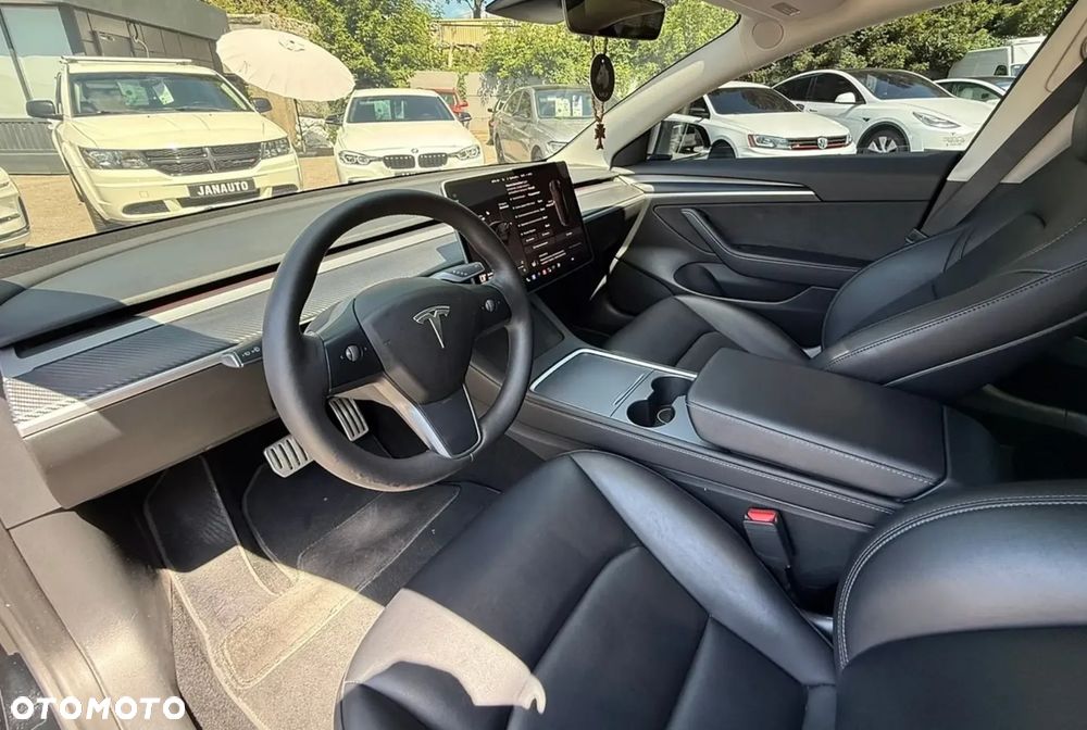 Tesla Model 3 Langstreckenbatterie Allradantrieb Dual Motor Performance - 8