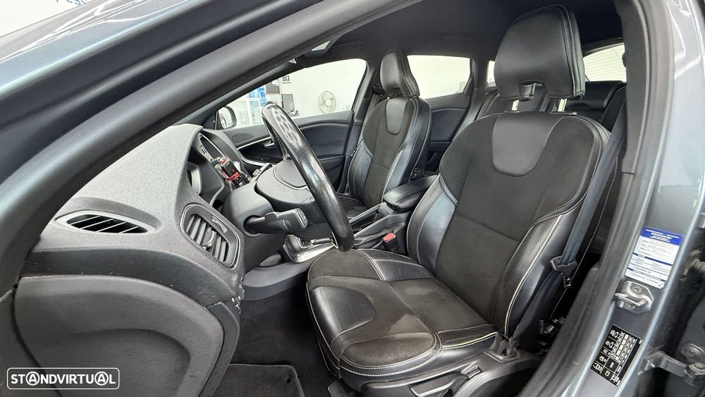 Volvo V40 2.0 D2 R-Design Momentum Geartronic - 10