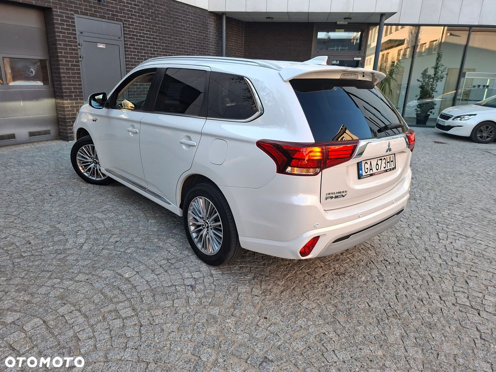 Mitsubishi Outlander Intense - 6