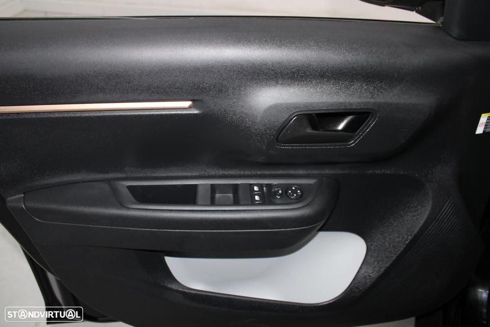 Citroën e-C3 Aircross YOU - 10
