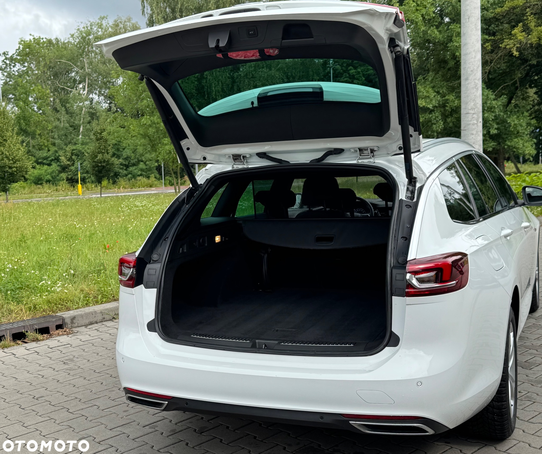 Opel Insignia 2.0 CDTI 4x4 Business Elegance S&S - 8