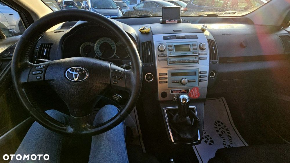 Toyota Corolla Verso - 27