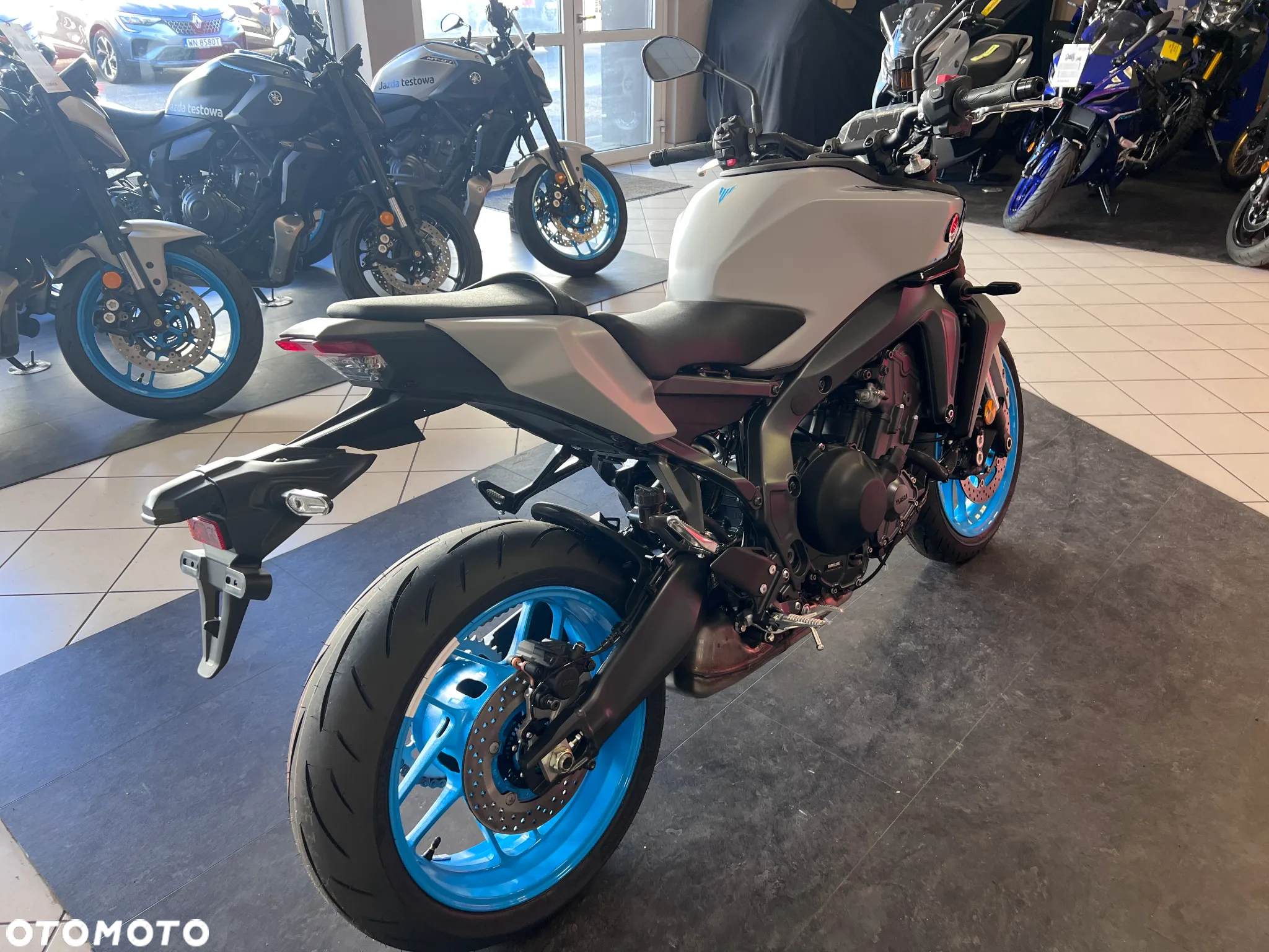 Yamaha MT - 9