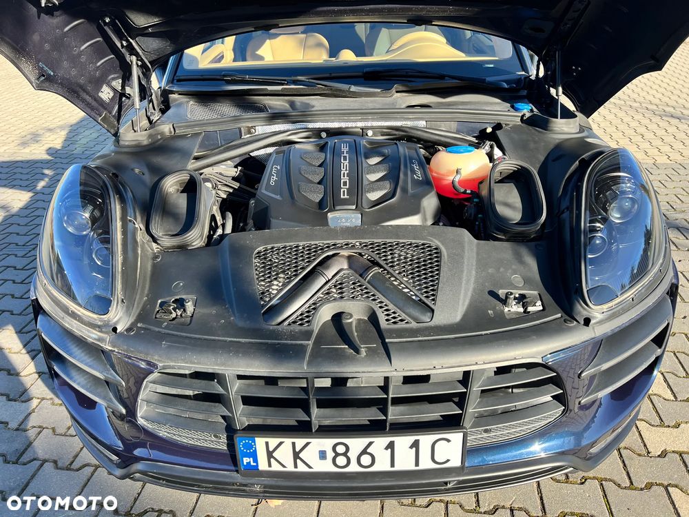 Porsche Macan Turbo PDK - 26