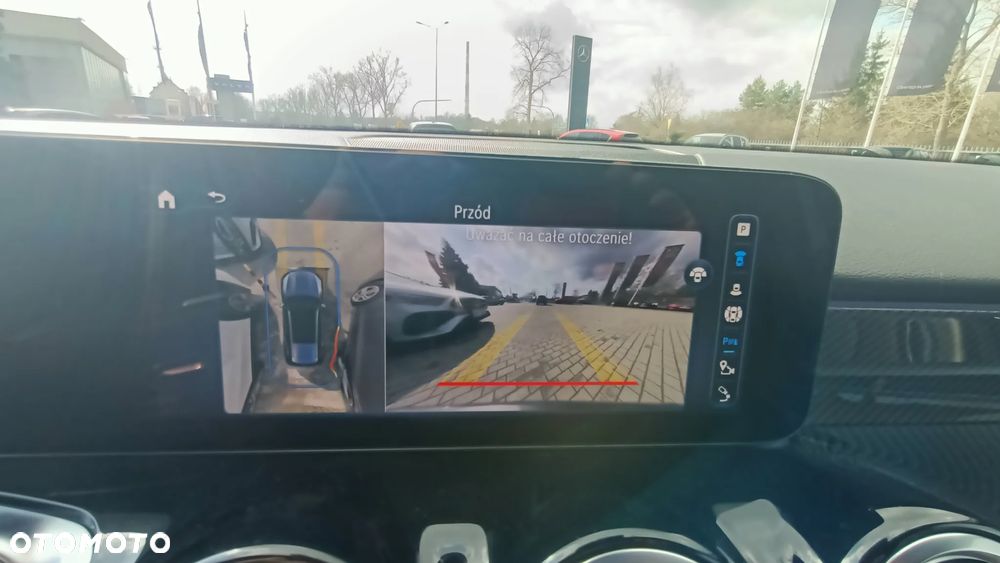 Mercedes-Benz GLB 200 d 4-Matic AMG Line 8G-DCT - 15