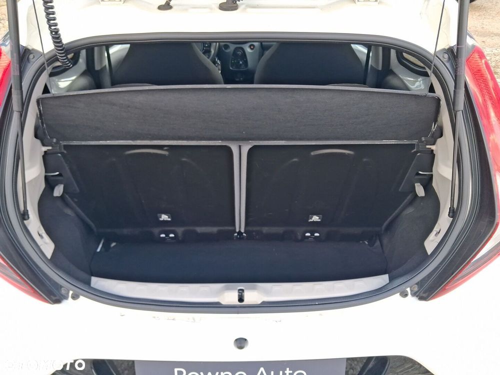 Toyota Aygo - 12