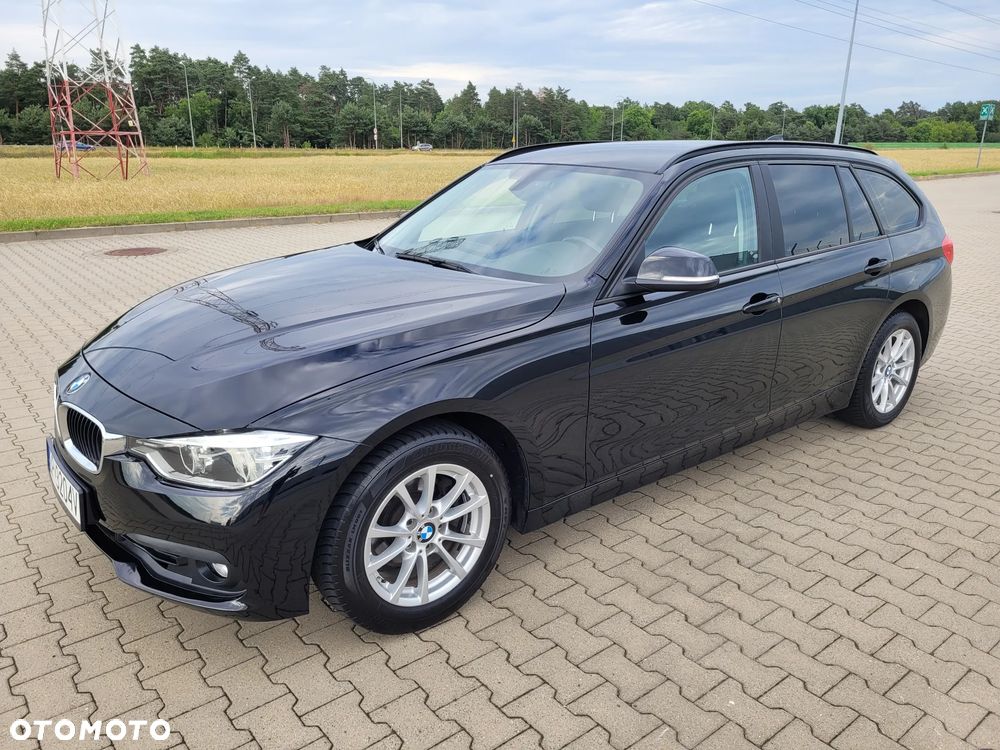 BMW Seria 3 318d - 1