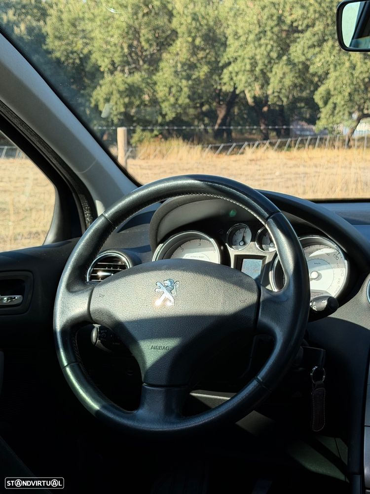 Peugeot 308 SW 1.6 HDi Allure - 13