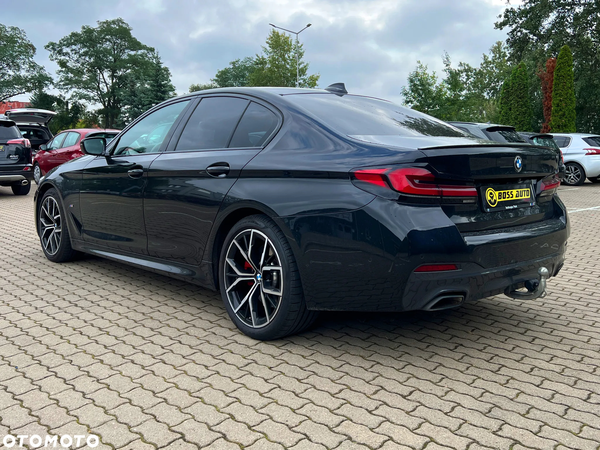 BMW Seria 5 520d M Sport Edition - 6