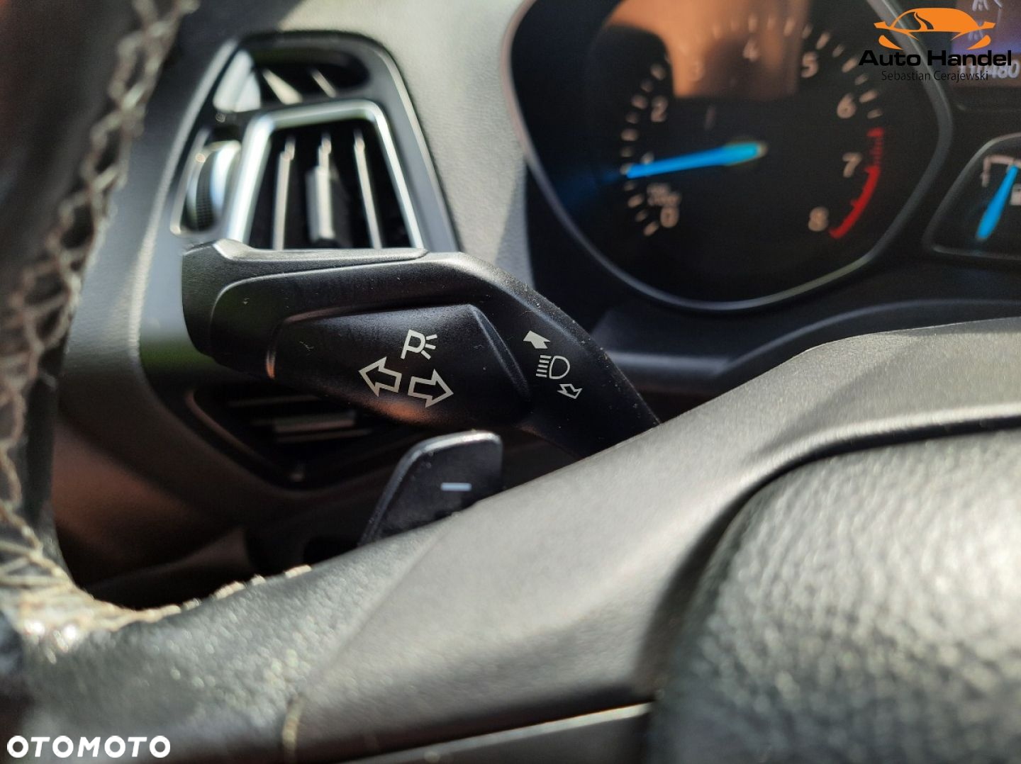 Ford Kuga 1.5 EcoBoost 4x4 Titanium - 24