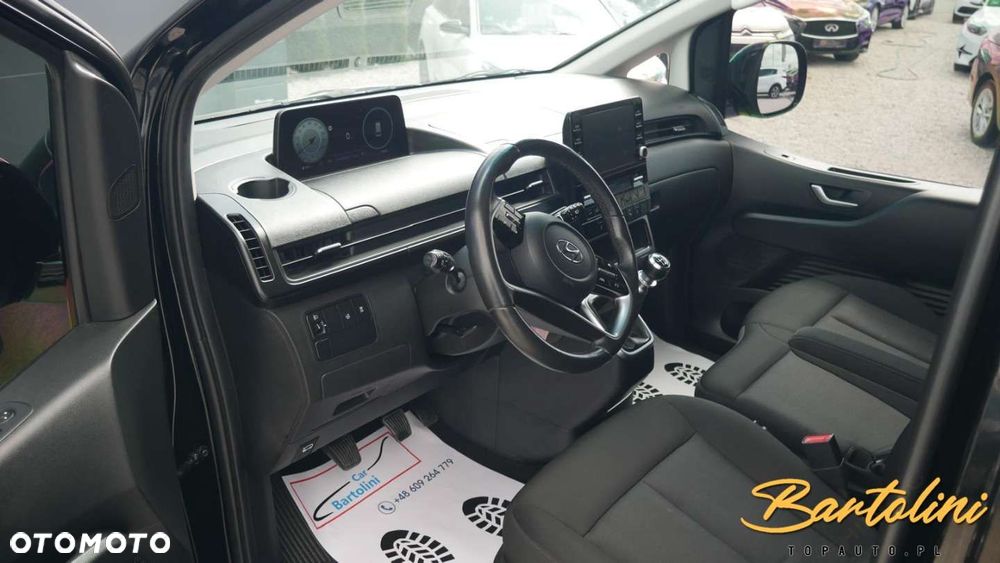 Hyundai Staria - 12