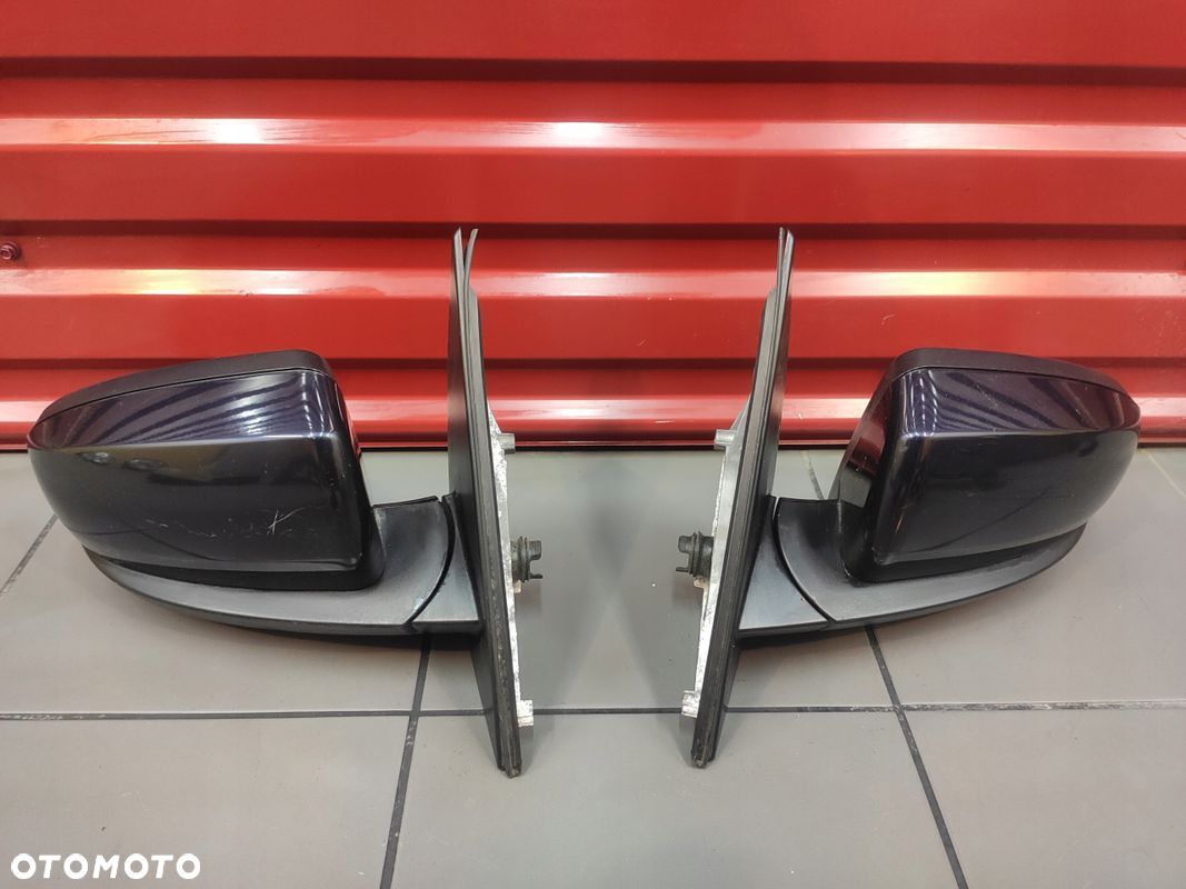 BMW X5 E70 PRZED LIFT LUSTERKO PRAWE 3PIN A35 ORYGINAŁ UK - 1