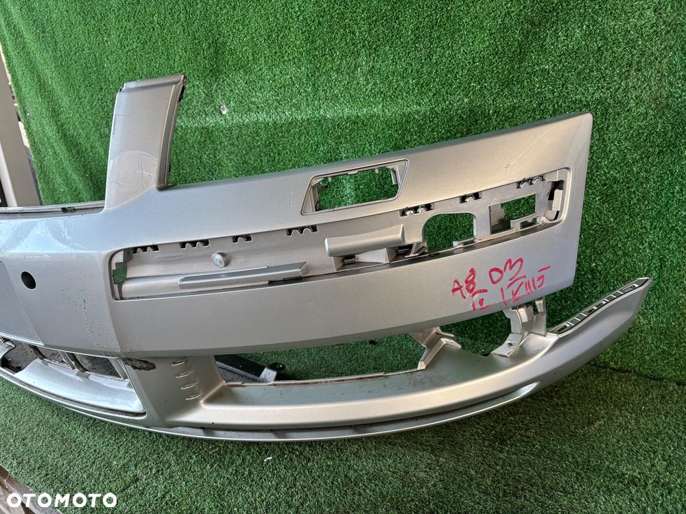 Audi A8 D3 03-05 zderzak przedni - 2