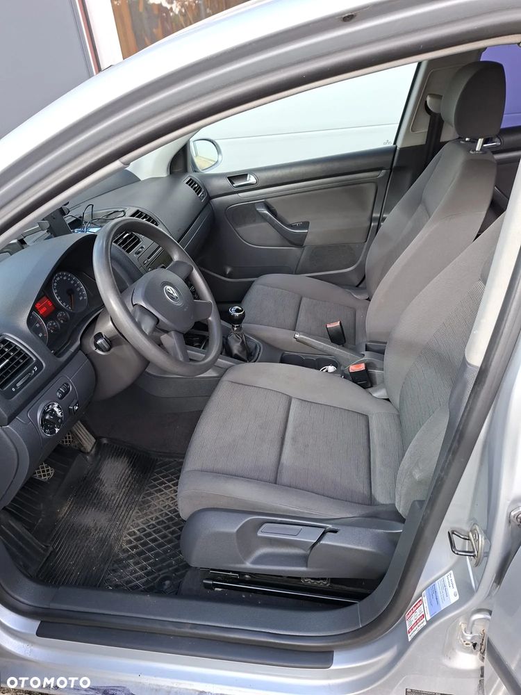 Volkswagen Golf V 1.6 Comfortline - 6