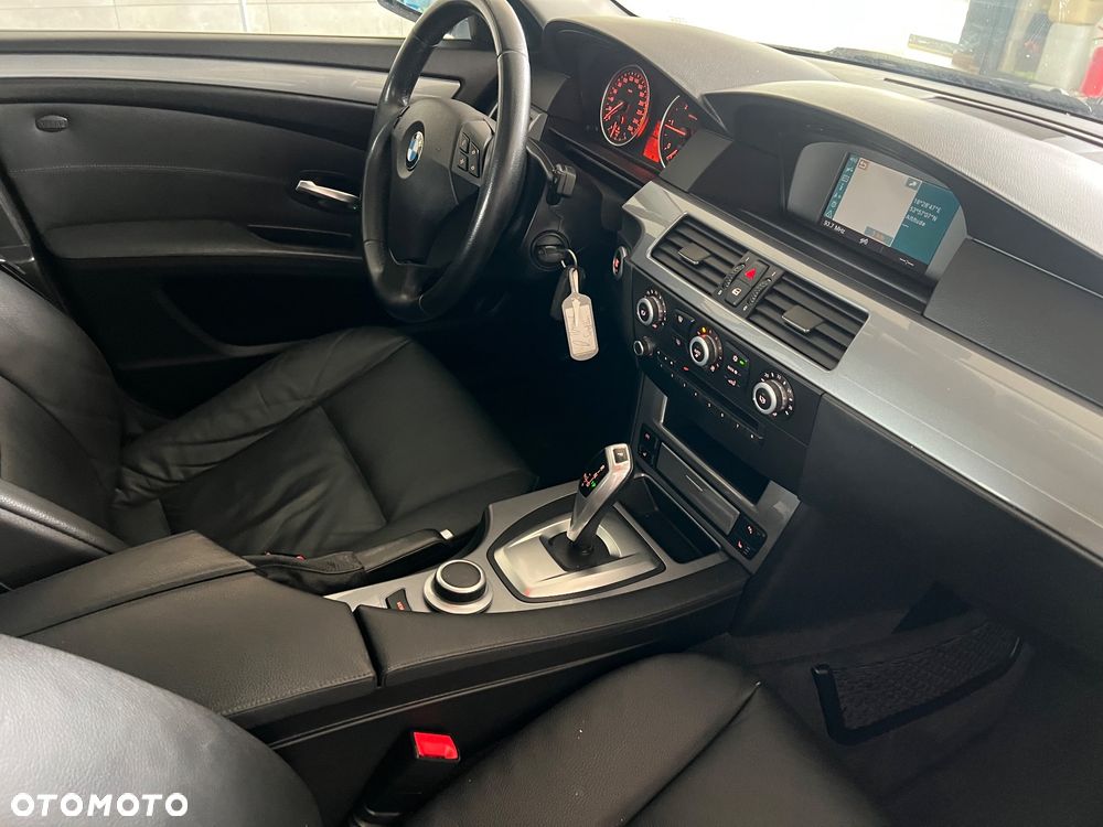 BMW Seria 5 - 25