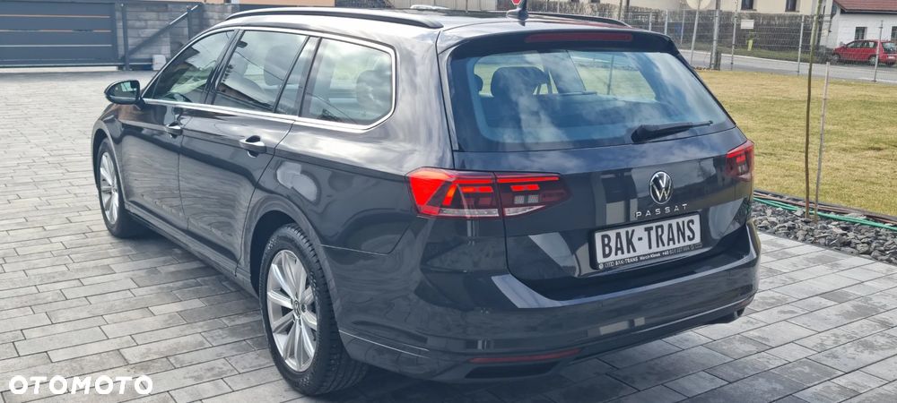 Volkswagen Passat - 23