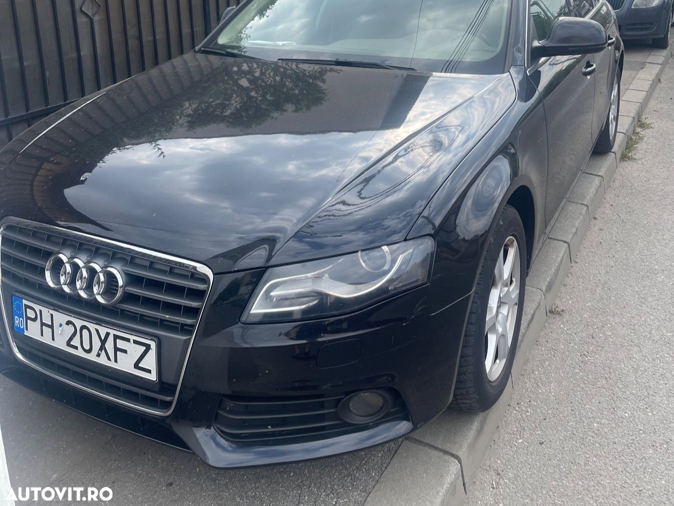 Audi A4 - 1